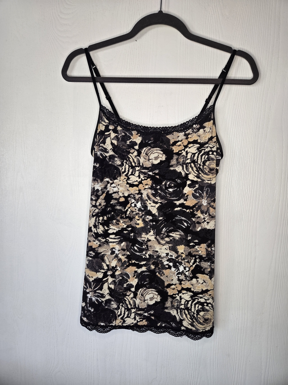 Floral Lace Trim Cami Tank Top - Black & Cream